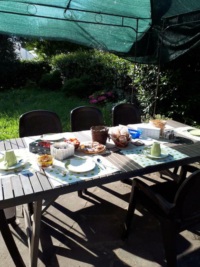 B&B Due Abeti Florenz Exterior foto